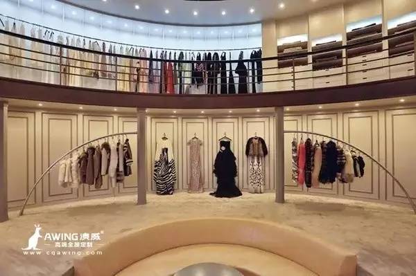 重庆澳威全屋定制：《小时代》衣帽间剧照